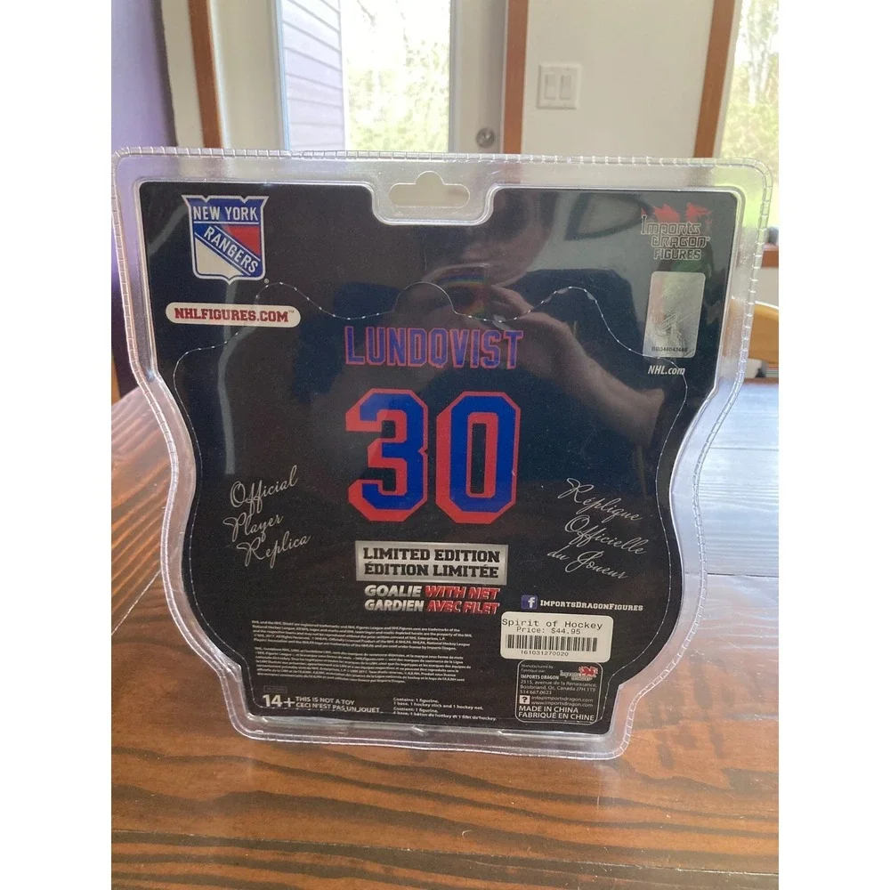 NHL Limited Edition Henrik Lundqvist 30 New York Rangers NIP 2017 Hockey Figure
